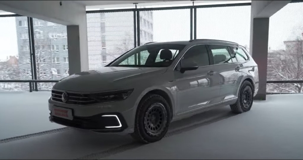 8x17 ET40 Twin-Monotube-Projekt-AT1 Alufelge in schwarz für VW Passat B8